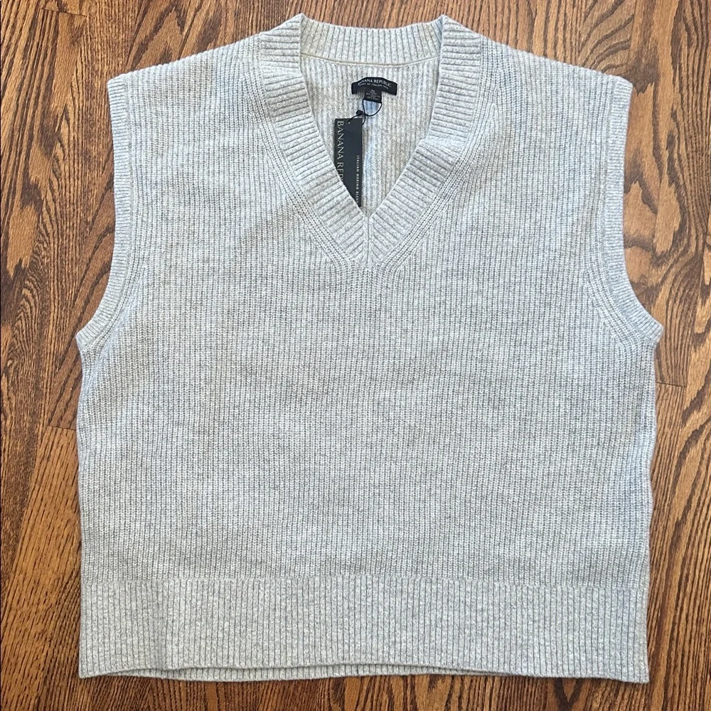 Banana Republic merino wool blend Knit Sweater Vest men’s XL NWT‎